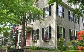 Delano Homestead Bed And Breakfast